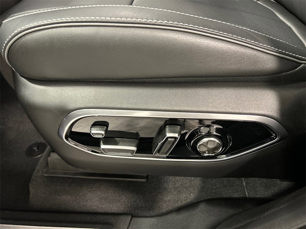 New 2025 Jeep Grand Cherokee Overland w/ Adv Protech Group III image 16