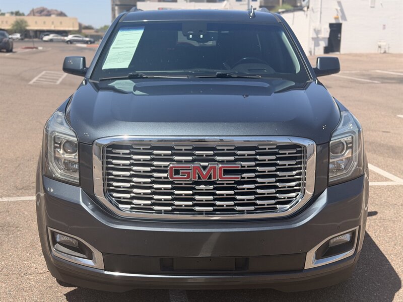 Used 2019 GMC Yukon XL Denali AWD/4WD image 9