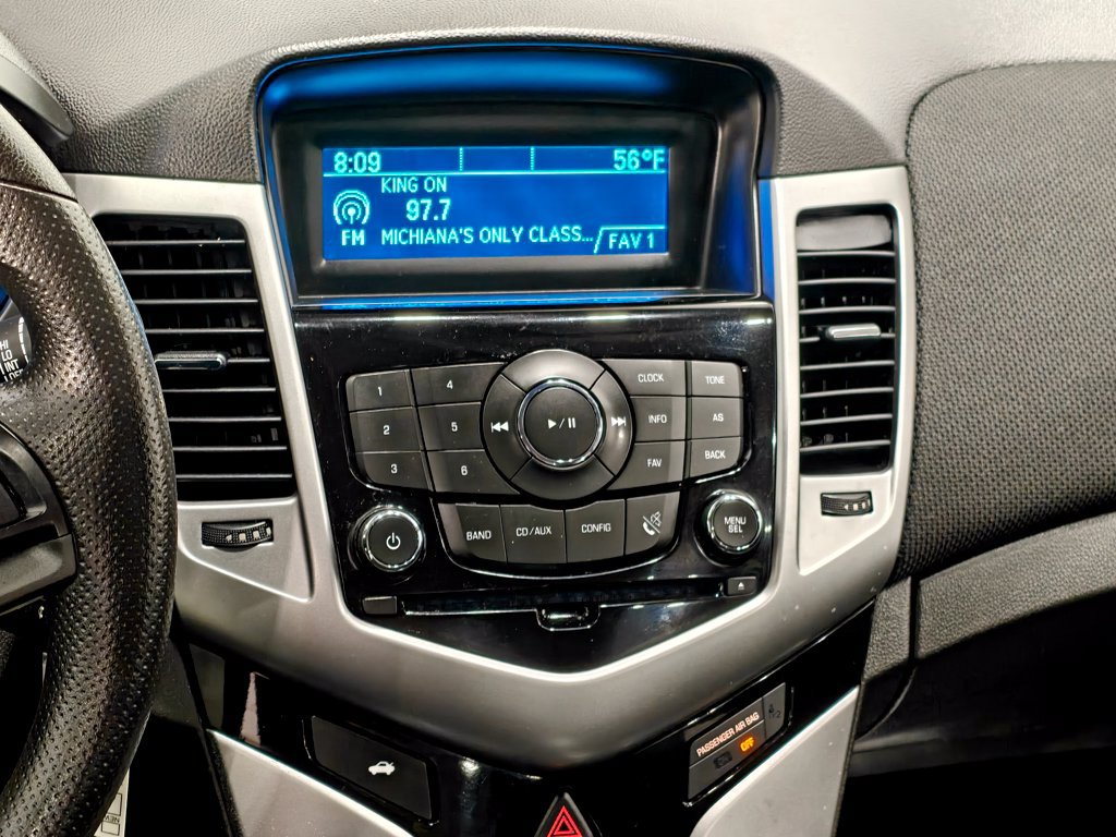 Used 2015 Chevrolet Cruze LT FWD image 6