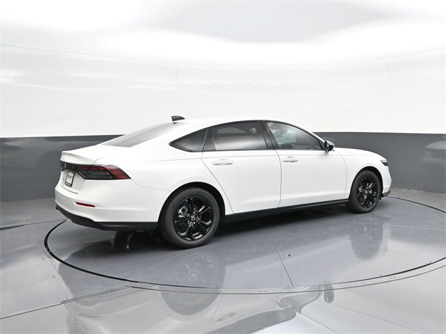 New 2025 Honda Accord SE image 13