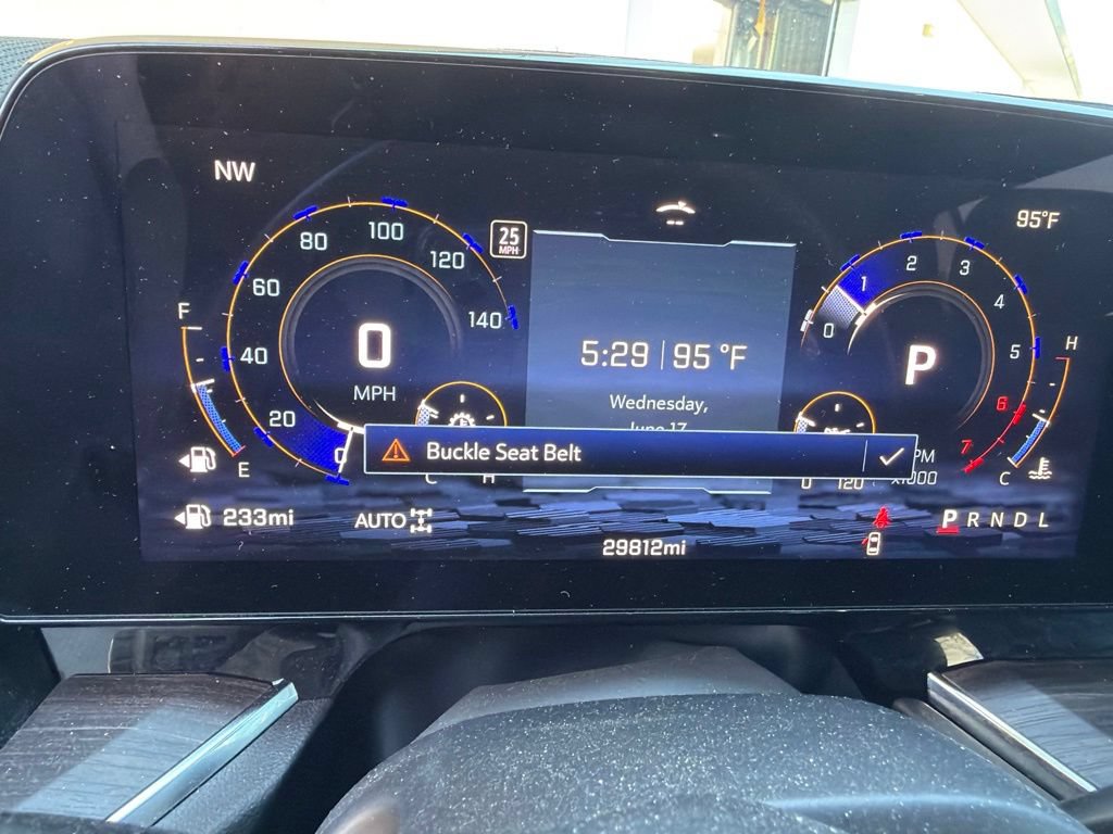 Used 2025 Chevrolet Tahoe LS AWD/4WD image 13