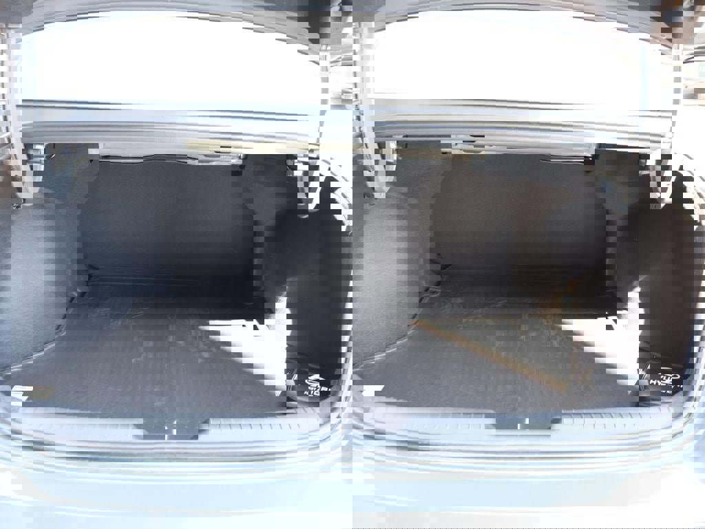 New 2026 Hyundai Elantra Sport image 9