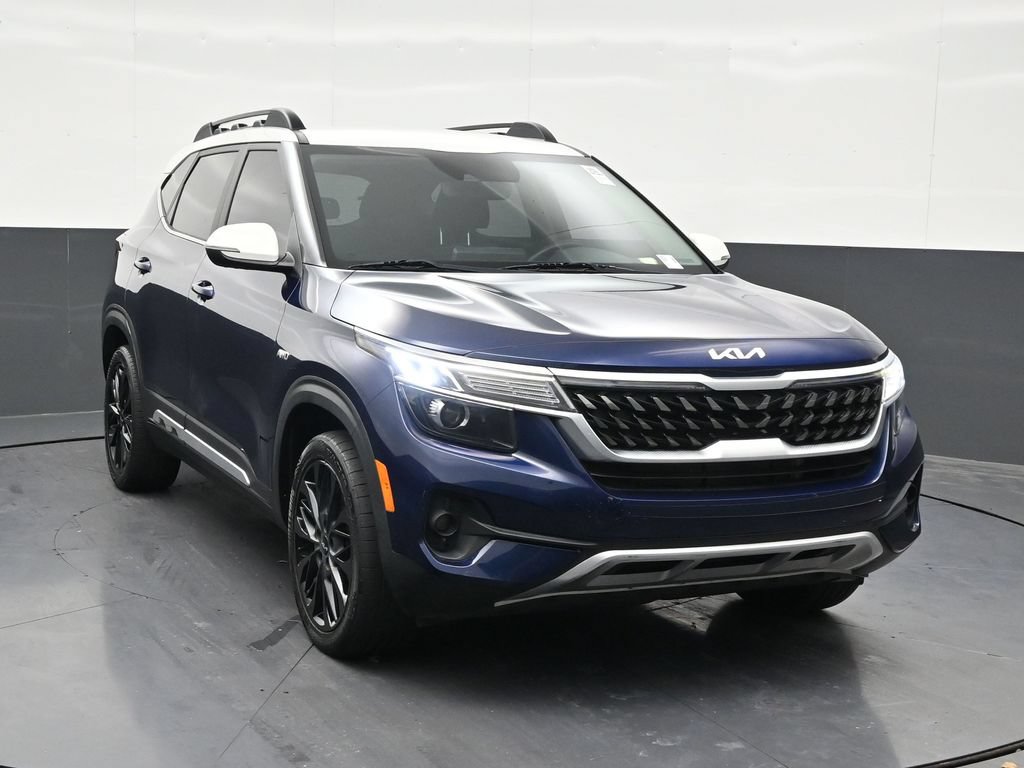 Used 2023 Kia Seltos Nightfall Edition AWD/4WD image 8