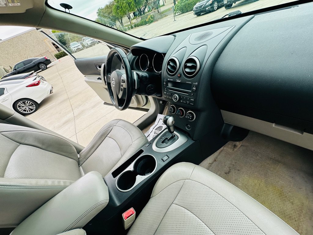Used 2008 Nissan Rogue SL w/ Premium Pkg AWD/4WD image 26