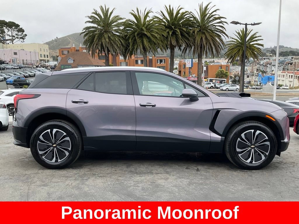 Used 2024 Chevrolet Blazer EV LT AWD/4WD image 3