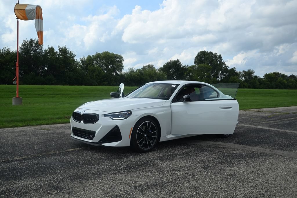 Used 2026 BMW M240i xDrive Coupe AWD/4WD image 11