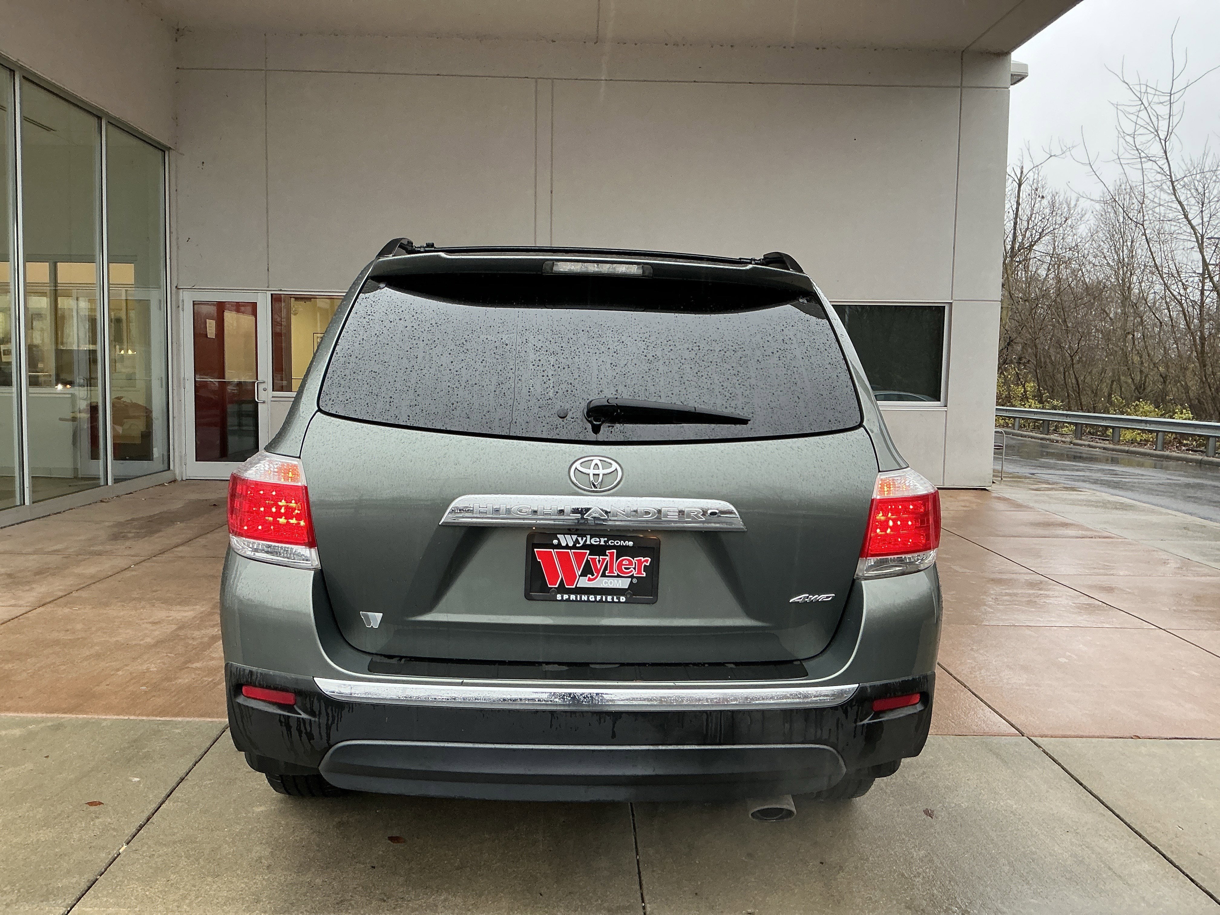 Used 2013 Toyota Highlander Plus image 21