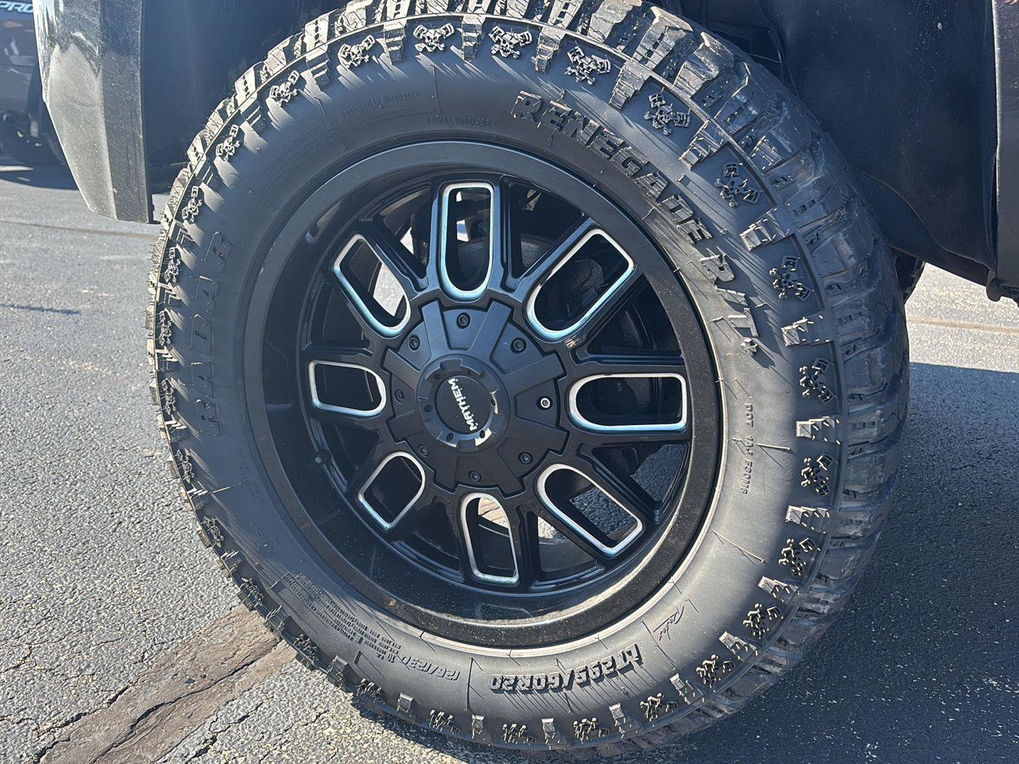 Used 2020 Chevrolet Tahoe LS AWD/4WD image 6