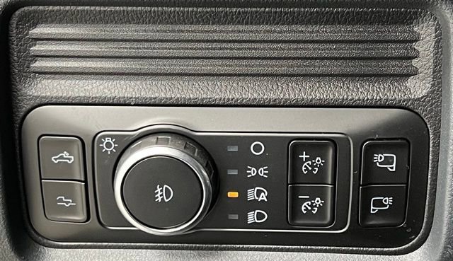 Used 2026 Ford F350 Platinum w/ Tremor Off-Road Package image 31