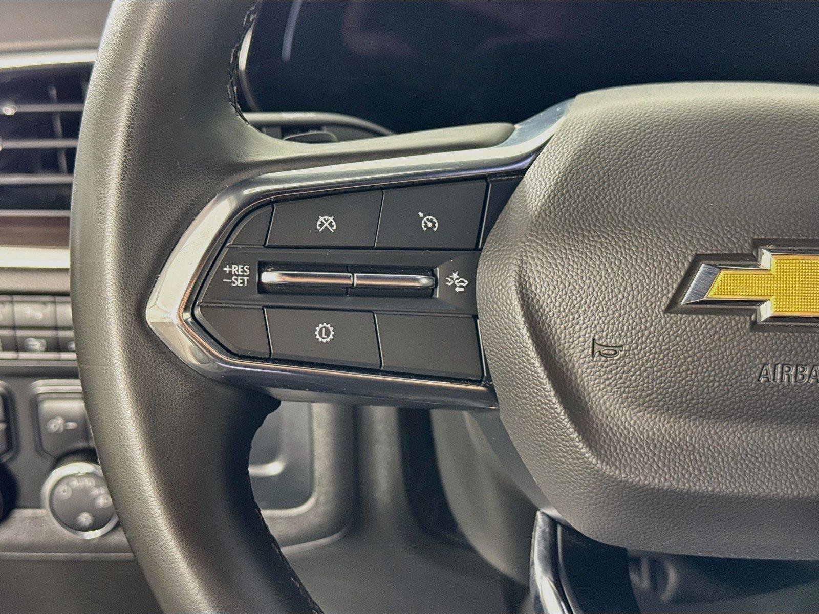 Used 2025 Chevrolet Tahoe LT AWD/4WD image 18