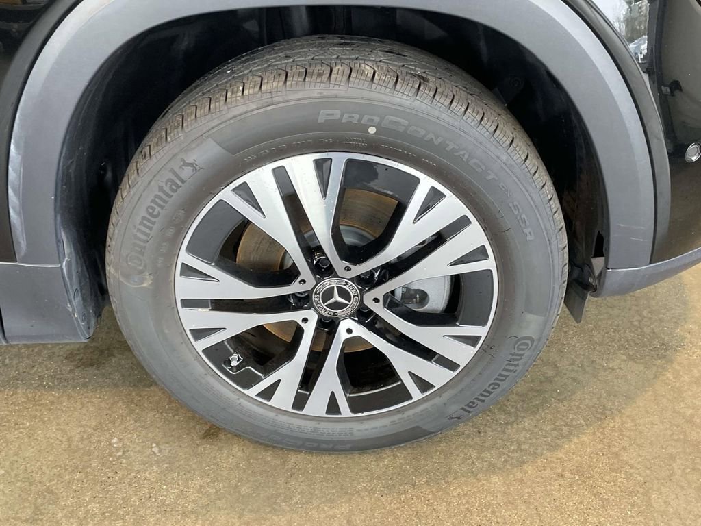 Used 2024 Mercedes-Benz GLB 250 4MATIC image 11