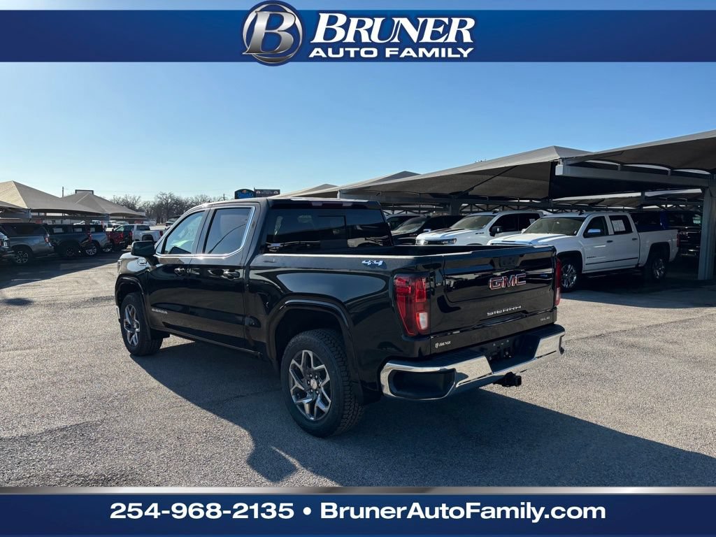 New 2026 GMC Sierra 1500 SLE w/ Preferred Package AWD/4WD image 8