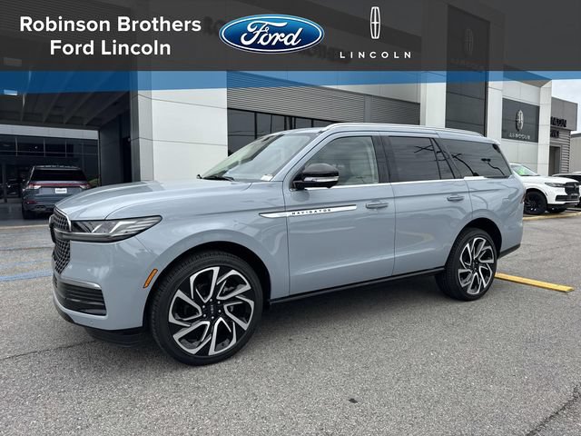 New 2026 Lincoln Navigator Reserve AWD/4WD image 1