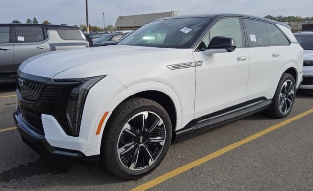 Used 2025 Cadillac Escalade IQ Sport 2 AWD/4WD image 1
