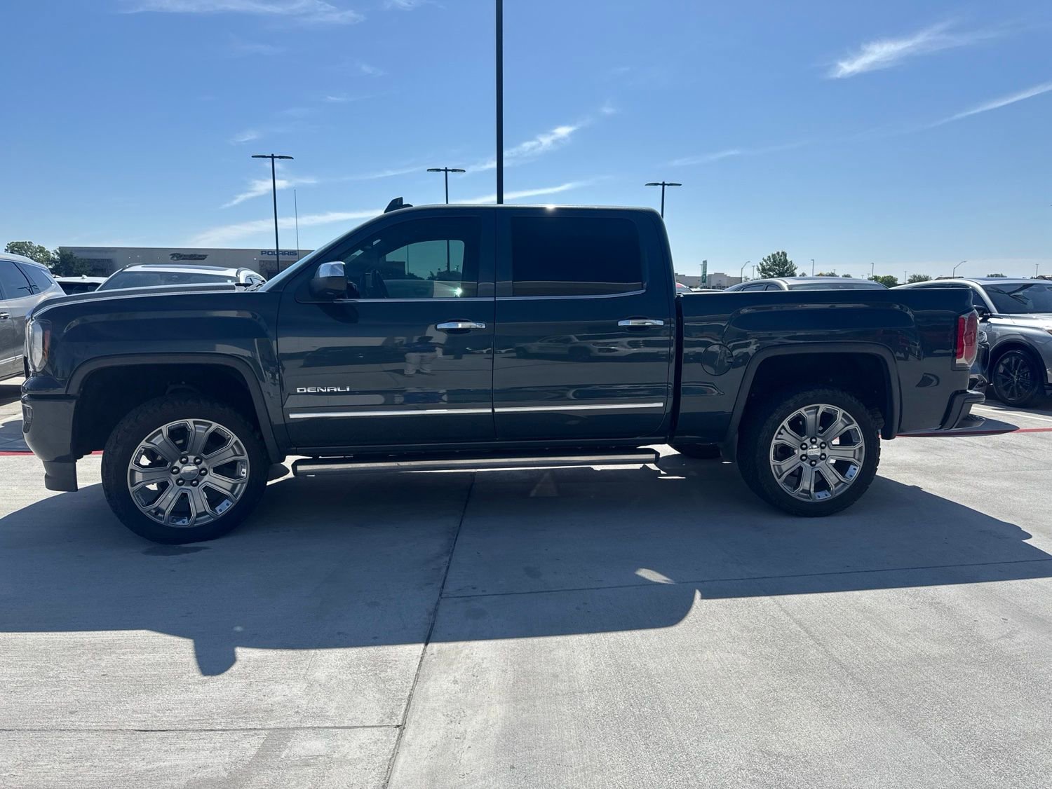 Used 2018 GMC Sierra 1500 Denali w/ Denali Ultimate Package AWD/4WD image 5