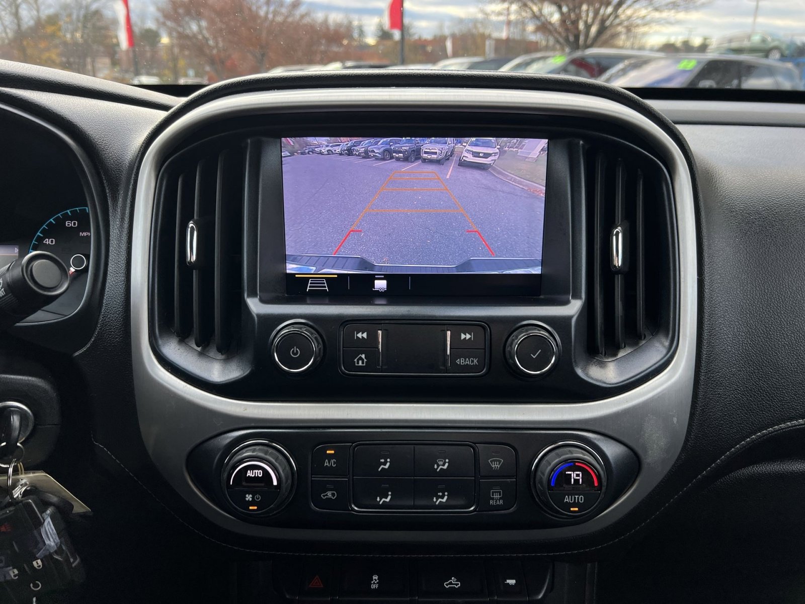 Used 2020 GMC Canyon SLE w/ SLE Convenience Package image 19