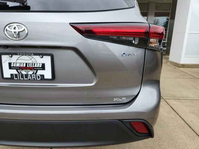 Certified 2025 Toyota Highlander XLE image 29