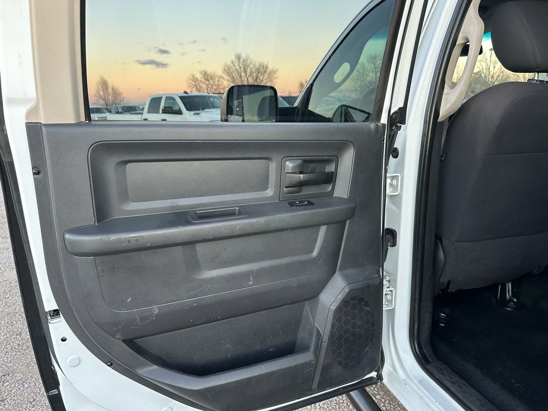 Used 2011 RAM 3500 ST w/ HD Snow Plow Prep Group image 27