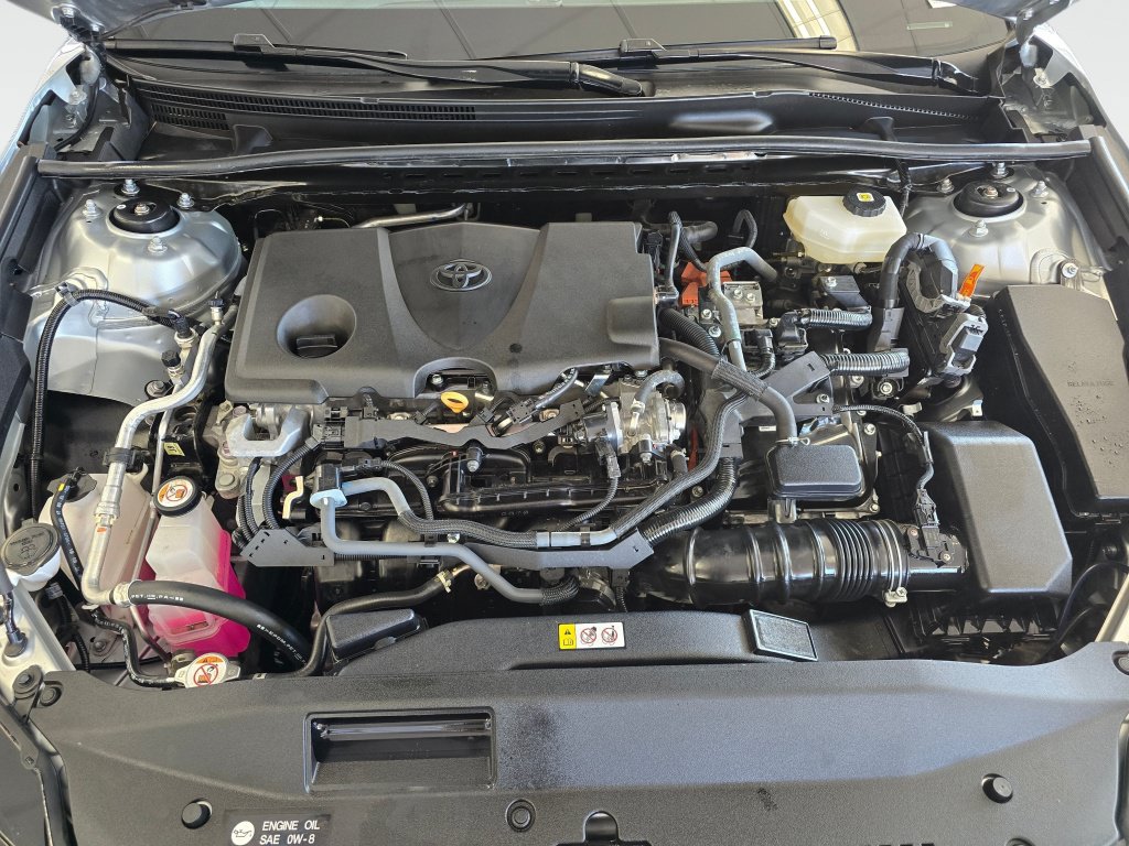 Used 2025 Toyota Camry LE FWD image 12