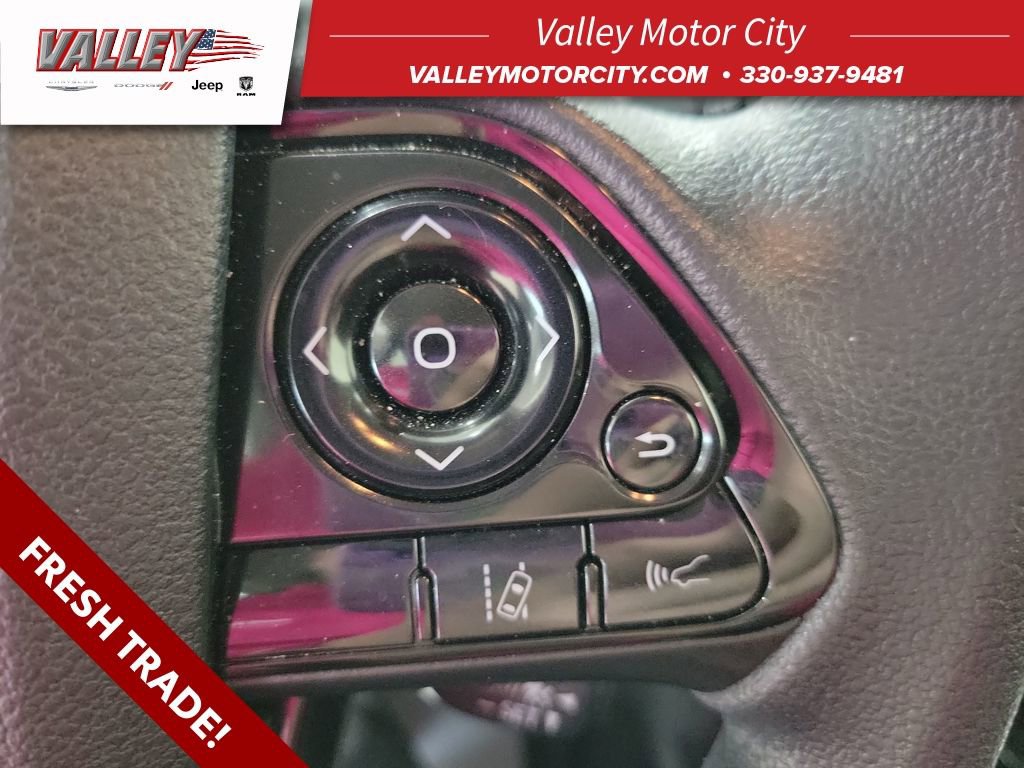 Used 2022 Toyota Prius LE image 34