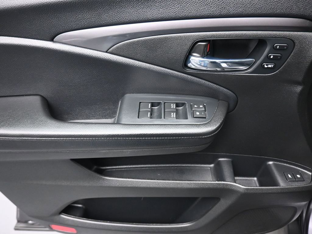 Used 2022 Honda Pilot EX-L image 10