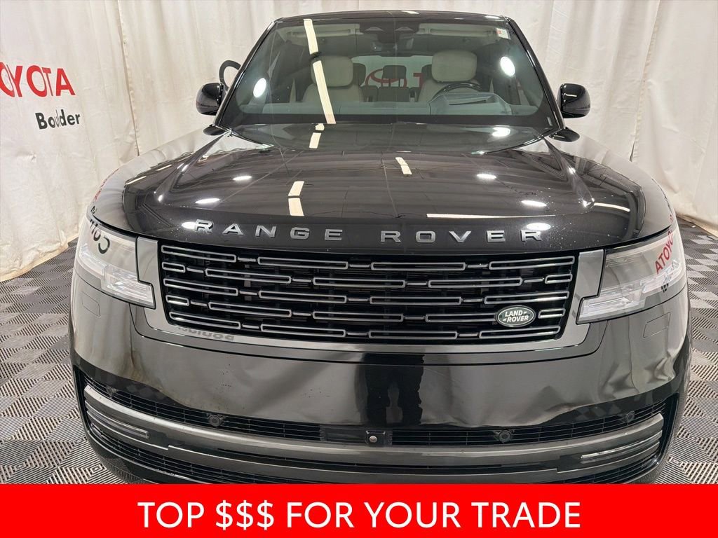 Used 2025 Land Rover Range Rover Autobiography AWD/4WD image 2