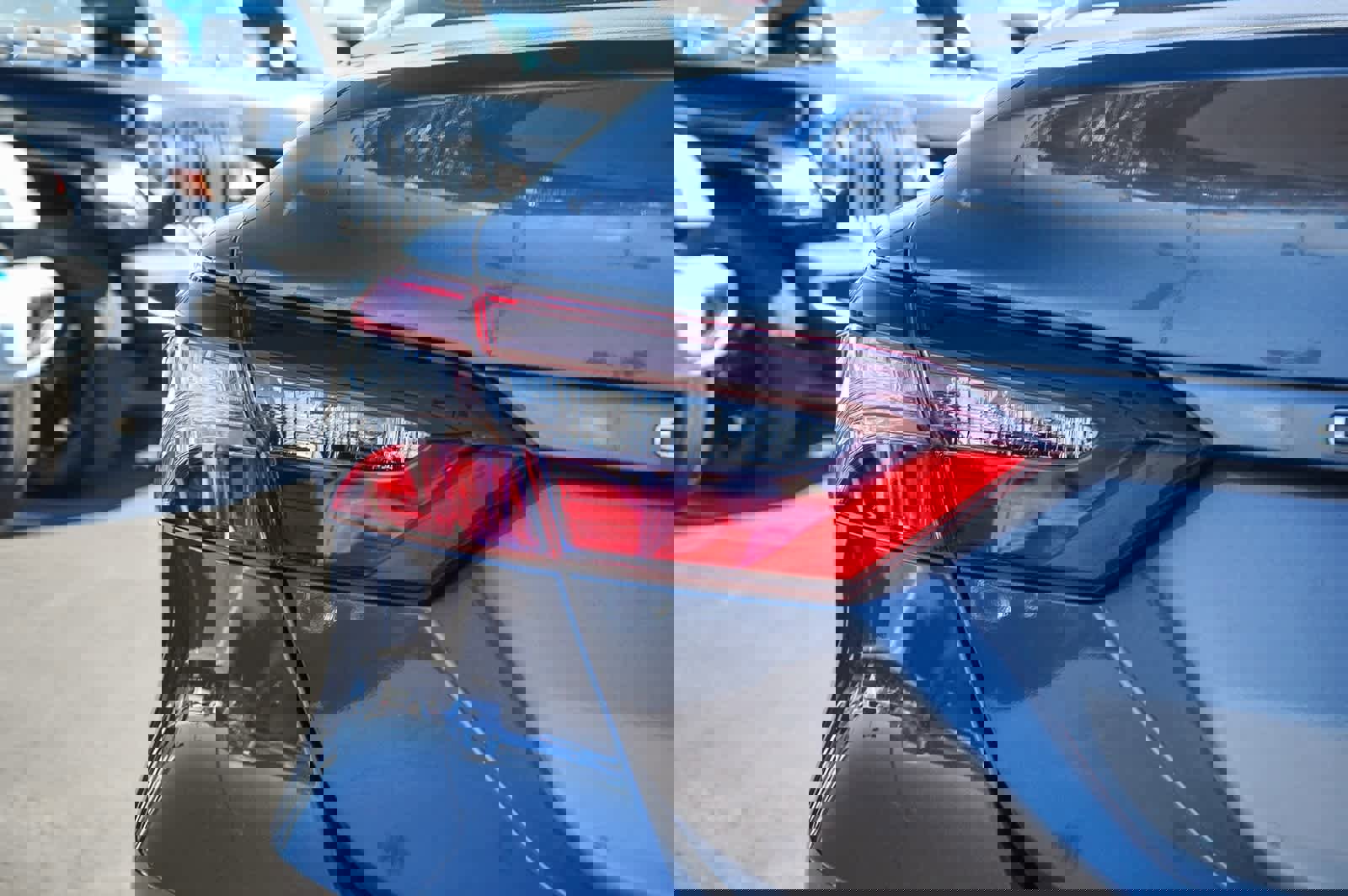 Used 2024 Toyota Camry LE image 7