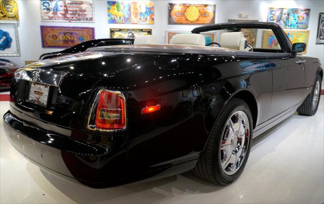 Used 2008 Rolls-Royce Phantom Drophead Coupe image 13