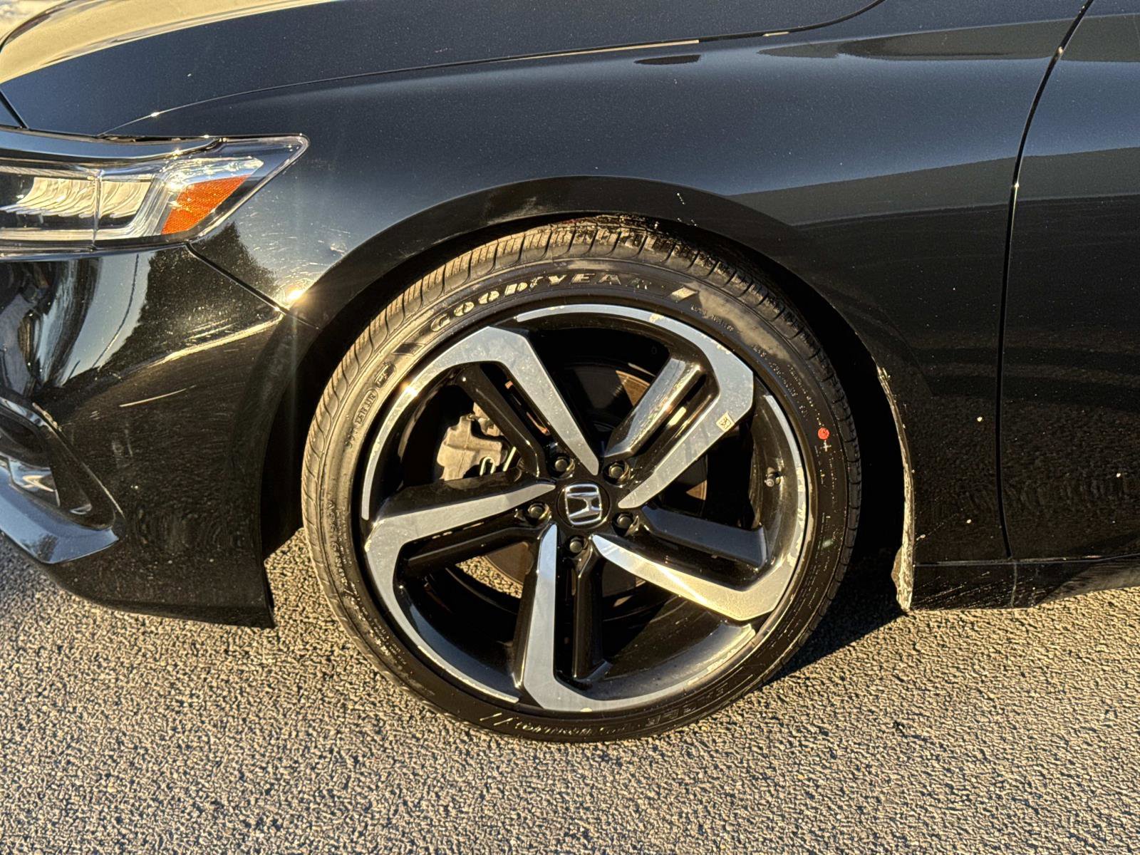 Certified 2022 Honda Accord Sport image 28