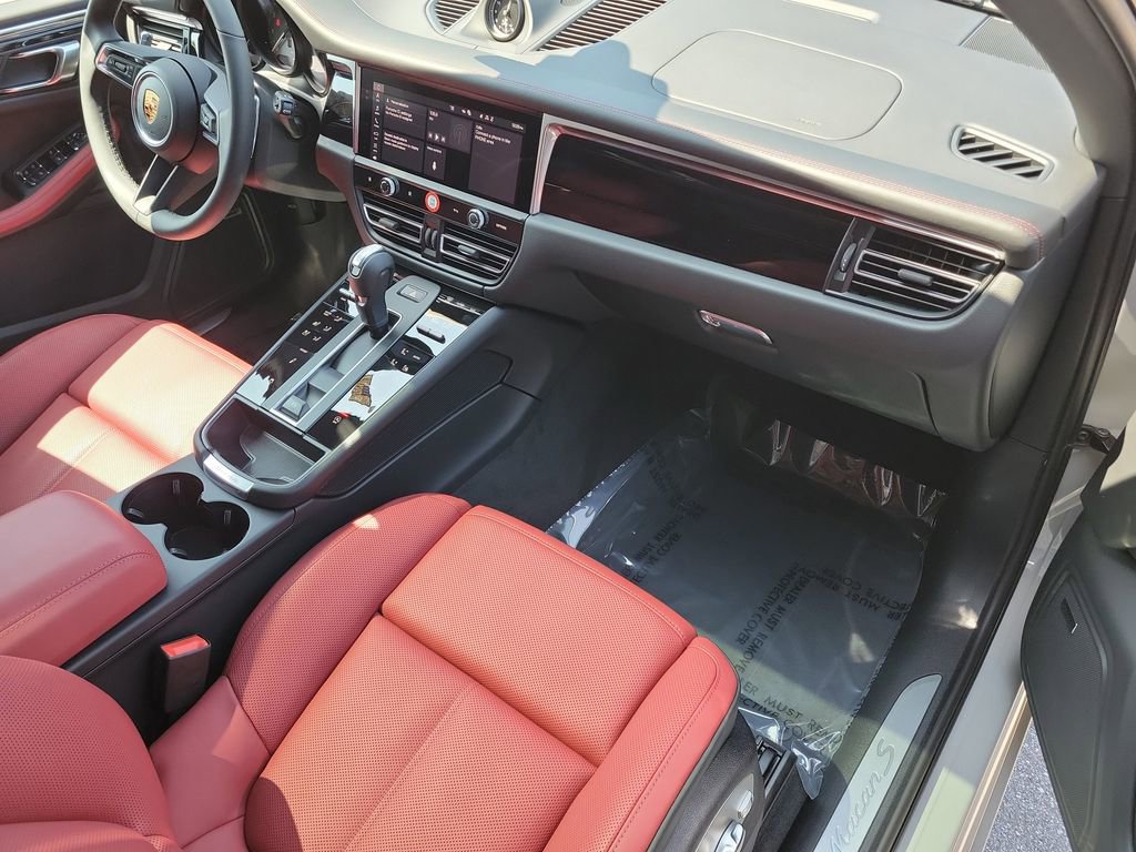 New 2026 Porsche Macan S image 19