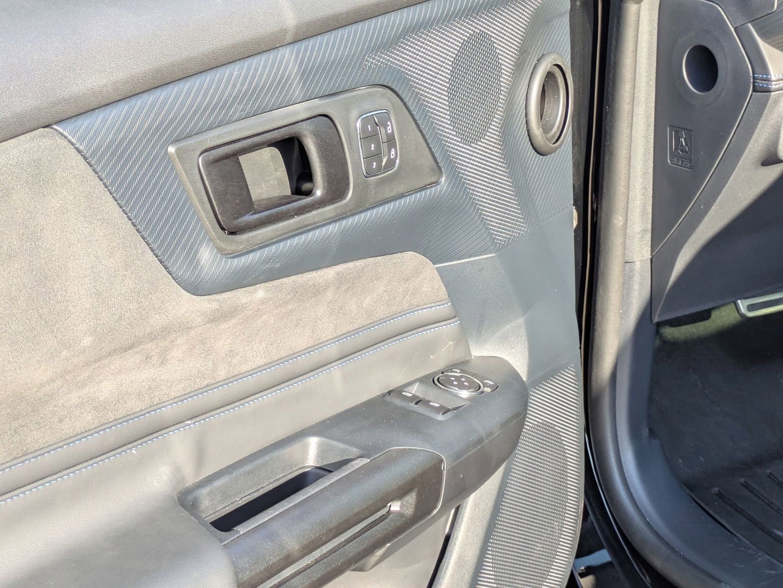 Used 2024 Ford Mustang Dark Horse image 12