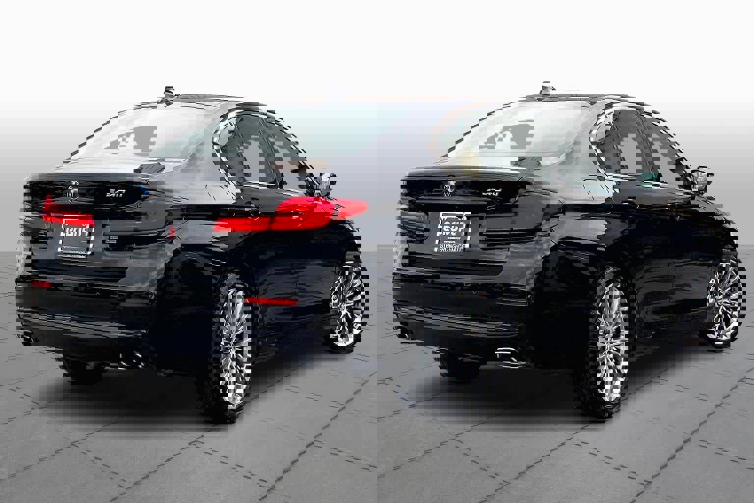 Used 2023 BMW 540i w/ Premium Package image 11