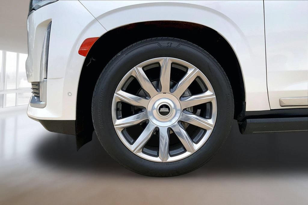 Used 2023 Cadillac Escalade Premium Luxury Platinum AWD/4WD image 9