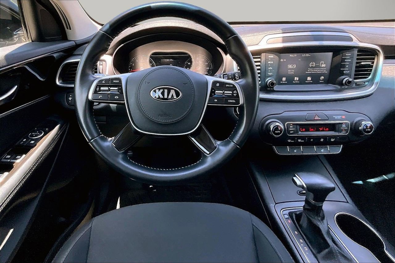 Used 2020 Kia Sorento S AWD/4WD image 11