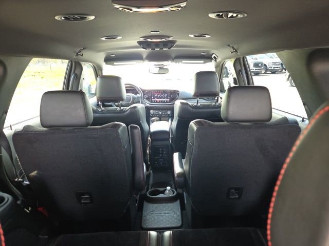 Used 2024 Dodge Durango R/T w/ Tow 'N Go Package AWD/4WD image 13