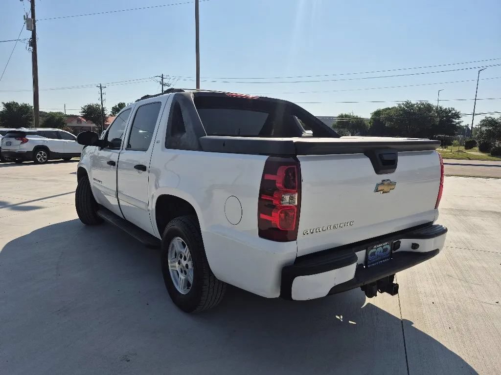 Used 2007 Chevrolet Avalanche LS RWD image 8