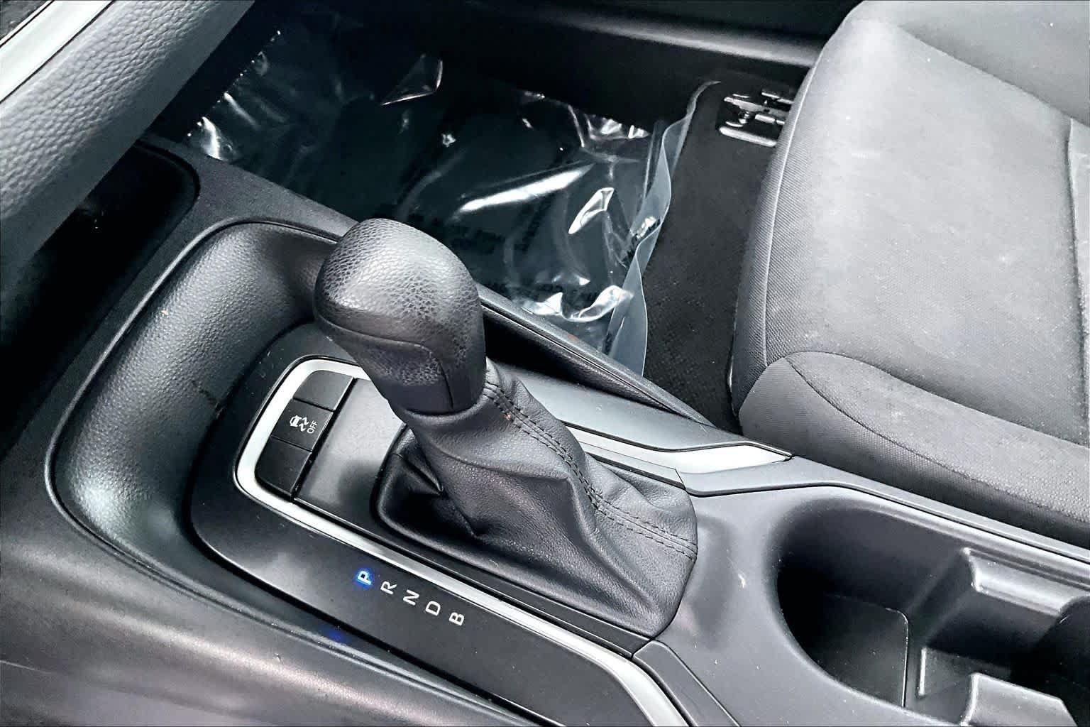 Used 2023 Toyota Corolla LE FWD image 16