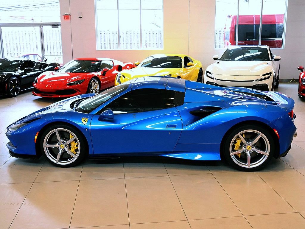 Certified 2021 Ferrari F8 Tributo image 3