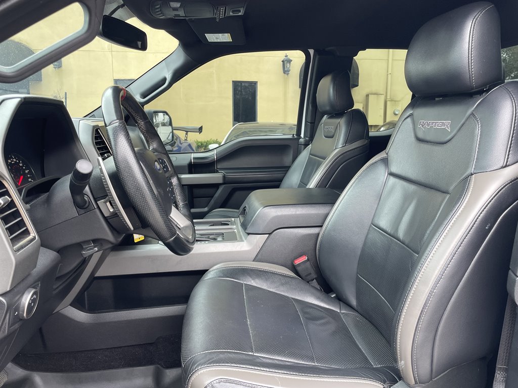 Used 2017 Ford F150 Raptor w/ Equipment Group 801A Mid image 22