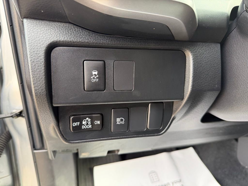 Certified 2023 Toyota Tacoma SR5 image 11