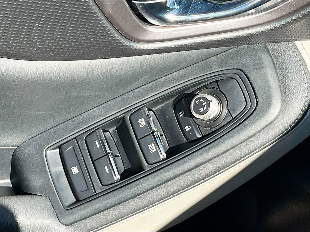 Used 2023 Subaru Forester Limited image 18
