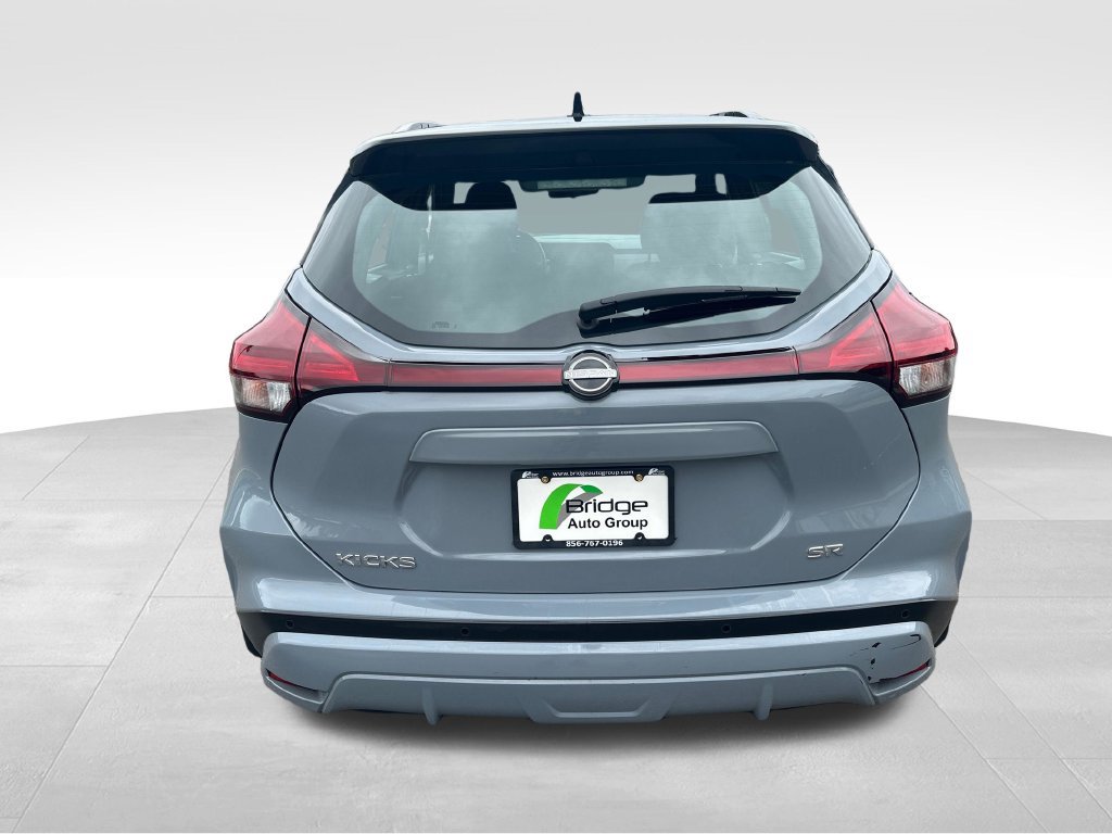 Used 2023 Nissan Kicks SR FWD image 7