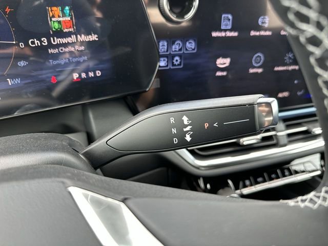 New 2025 Chevrolet Equinox EV LT image 16