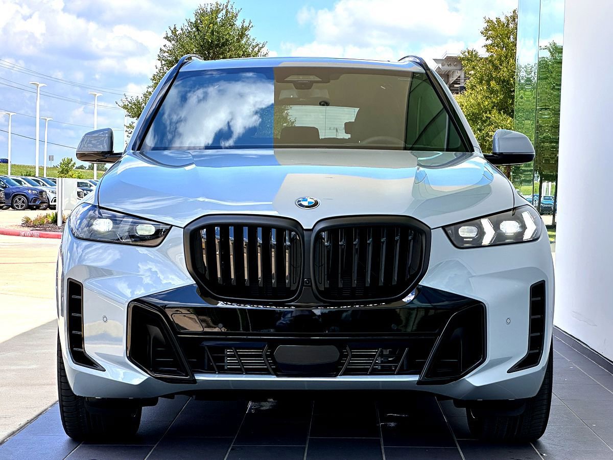 New 2026 BMW X5 sDrive40i w/ M Sport Package image 5