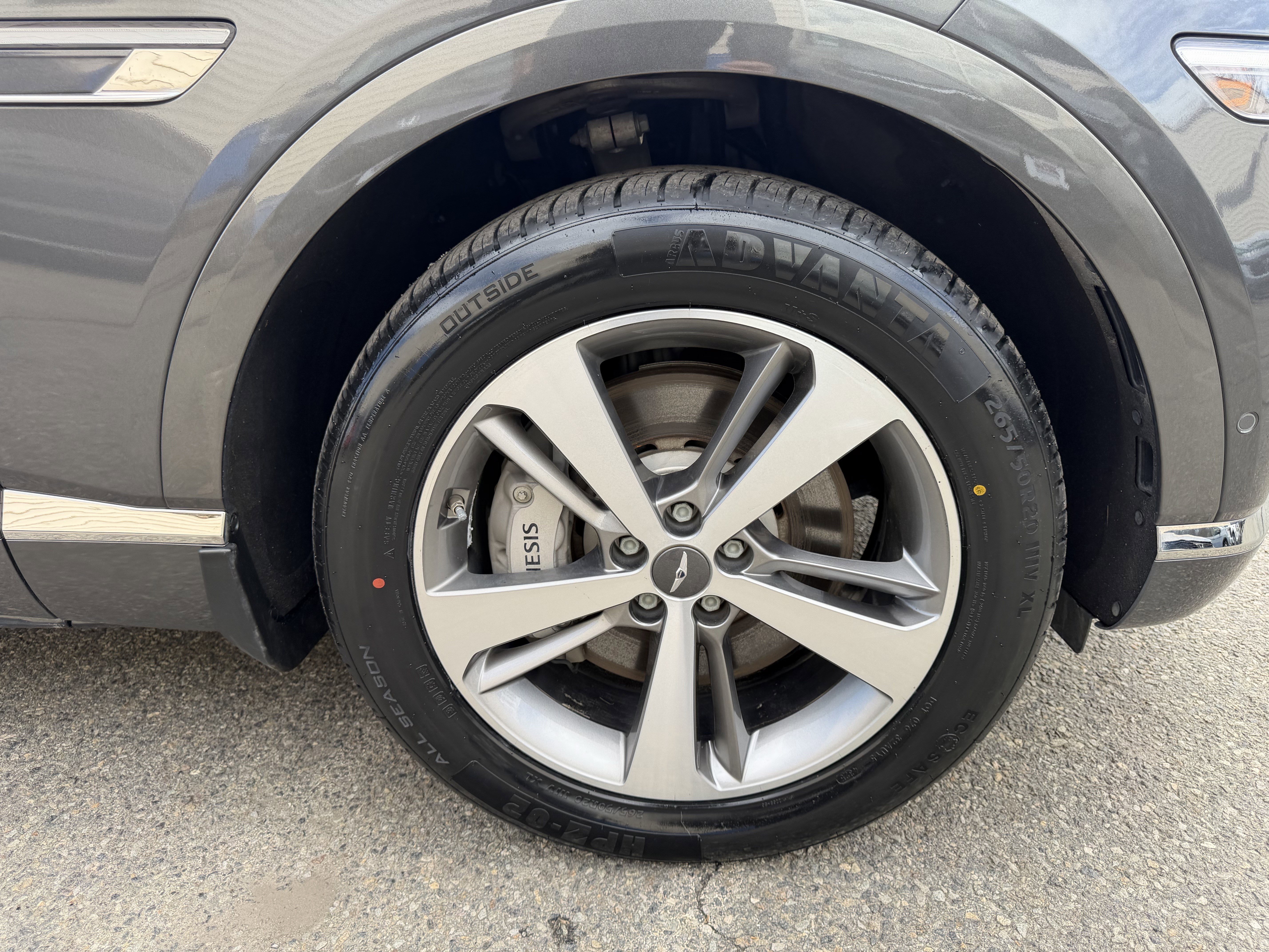 Used 2023 Genesis GV80 3.5T image 11