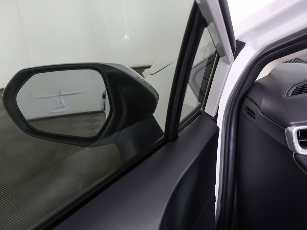 Used 2024 Toyota Corolla LE image 31