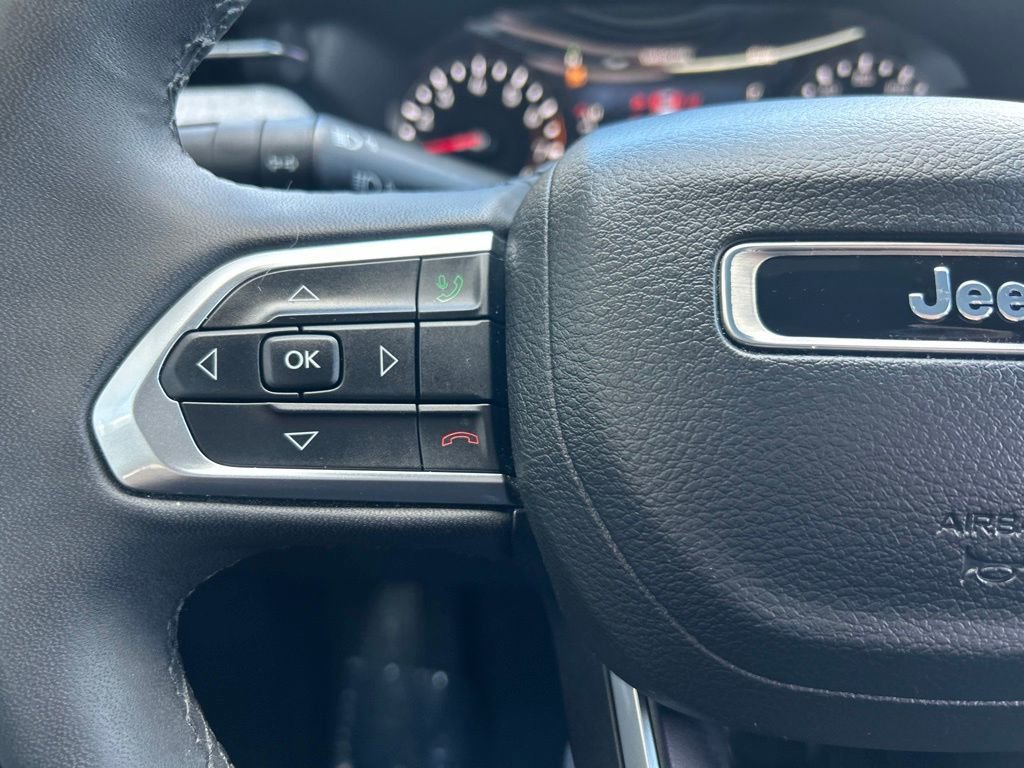 Used 2023 Jeep Compass Latitude image 14