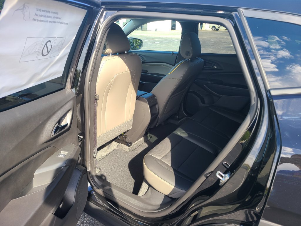 New 2026 Chevrolet Trax ACTIV w/ Driver Confidence Package FWD image 18
