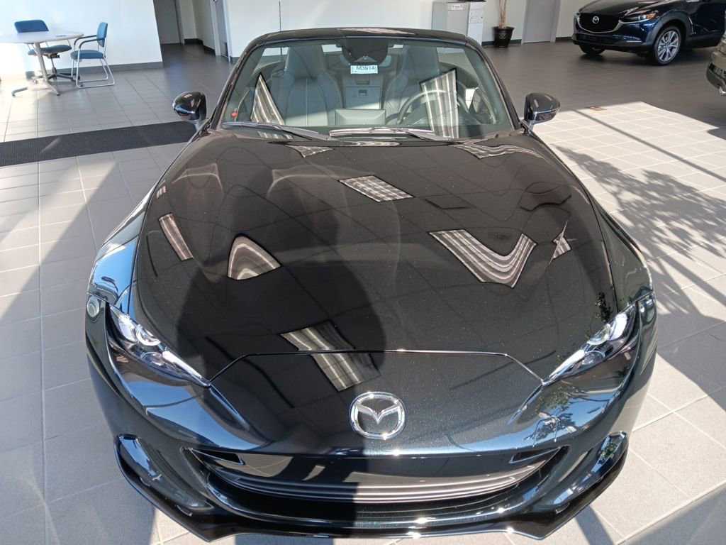 New 2025 MAZDA MX-5 Miata Grand Touring w/ Appearance Package RWD image 2