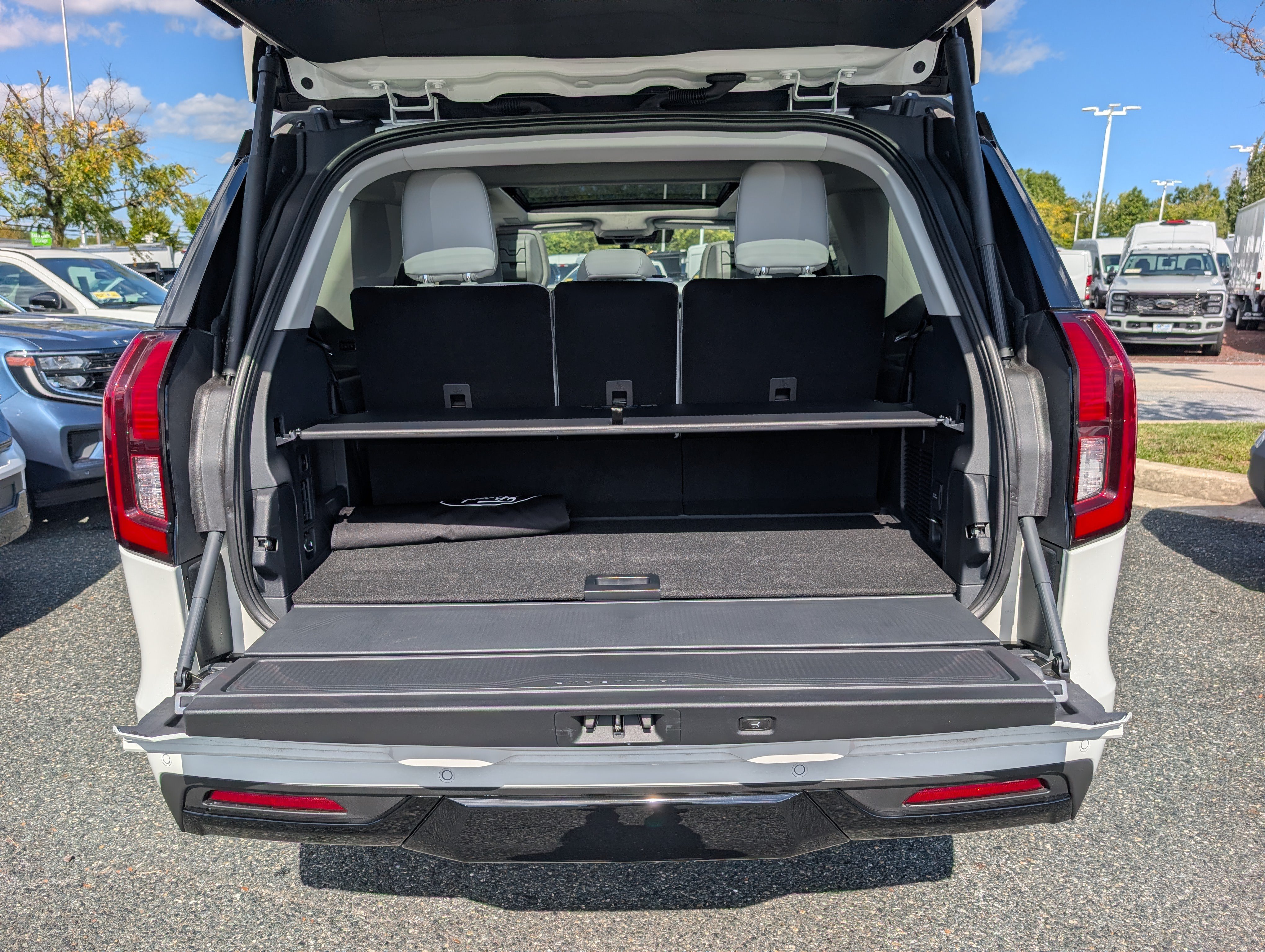 New 2027 Ford Expedition Platinum AWD/4WD image 10